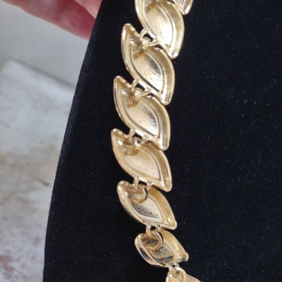 Eva Graham Tigers Eye Necklace NWT. Nice vintage Quality - Picture 2 of 6